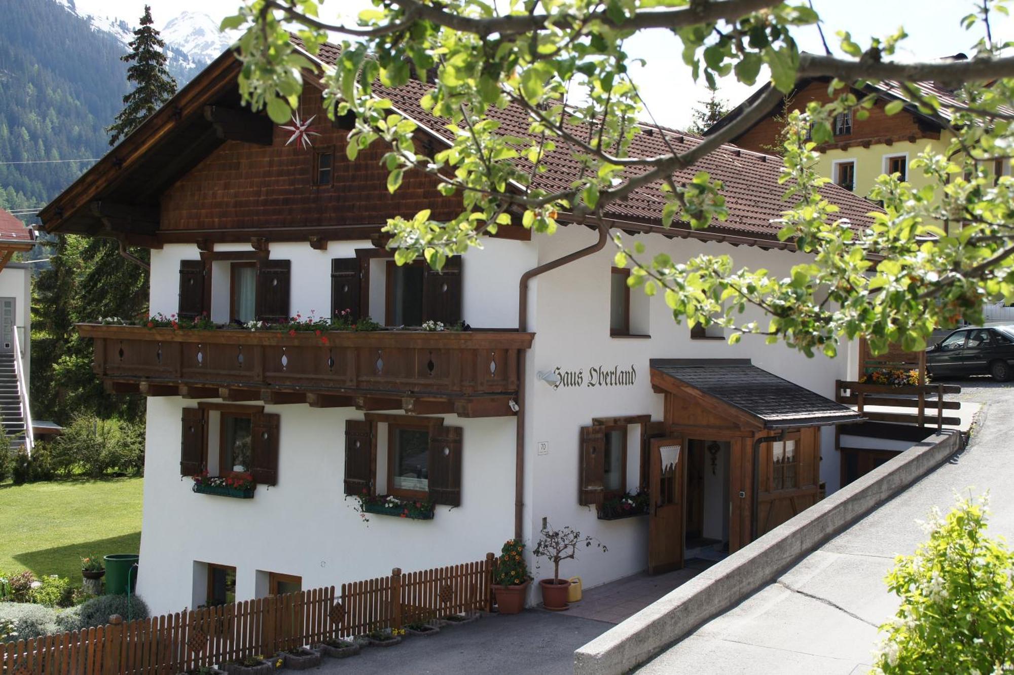 Bed and Breakfast Haus Oberland à Sankt Anton am Arlberg Extérieur photo